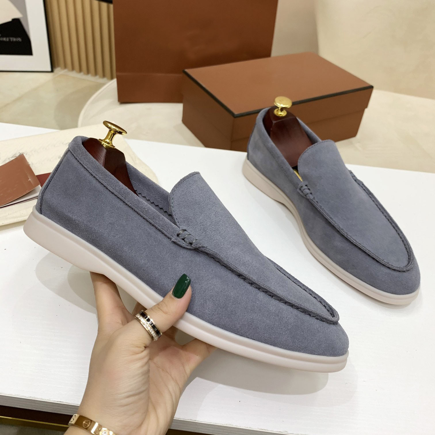 Men's & Women's Simple Flat Leather Loafer Shoes